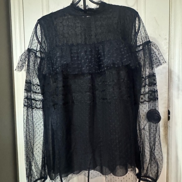 GIAMBATTISTA VALLI
Giambattista Valli – Polka-Dot Tulle Ruffled Blouse - Picture 2 of 6